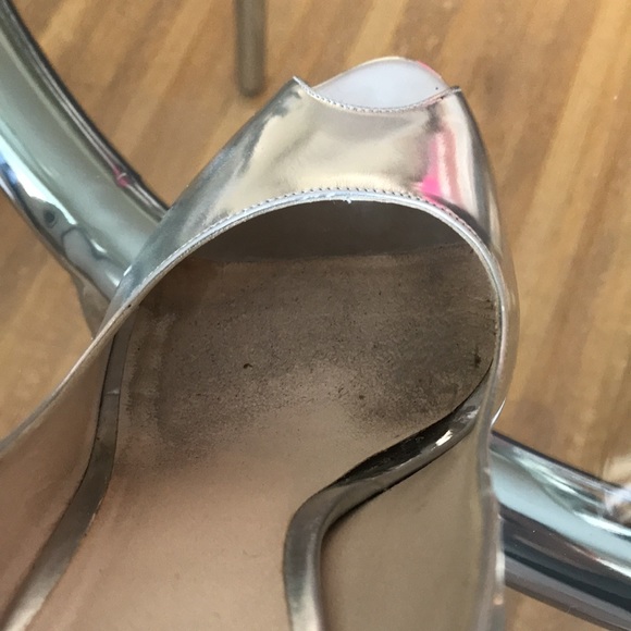 Christian Dior metallic peep-toe pumps - Picture 6 of 10